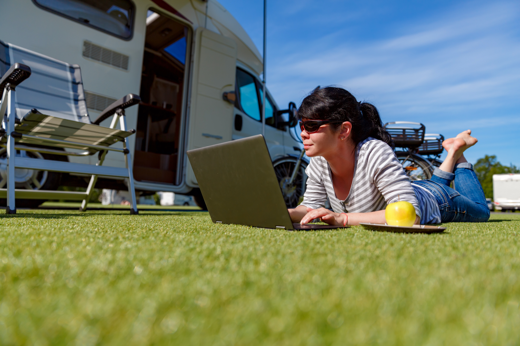 The Ultimate Checklist for Buying a Pre-Owned RV Camping World